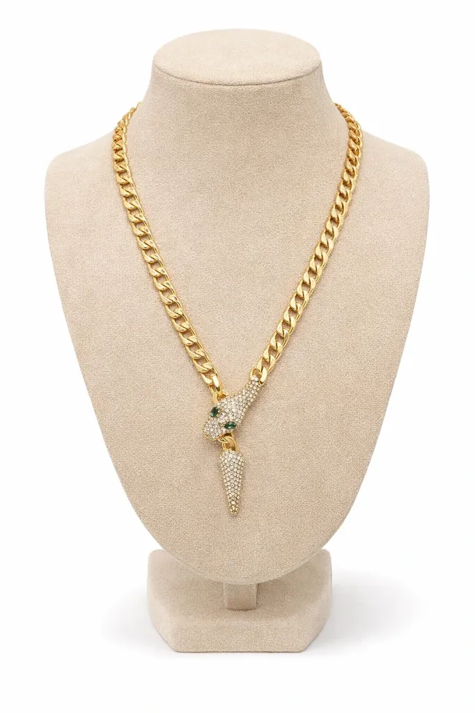 20251224_0003_Jewelry Display on Dummy_remix_01kd67qjaqe0cahnxt87nhrxza.webp