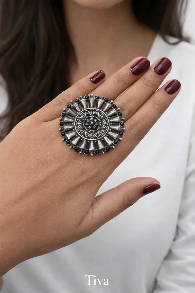 20260111_2145_Image Generation_remix_01kepxcasgf7xt4236m6bx42p5 (1).webp