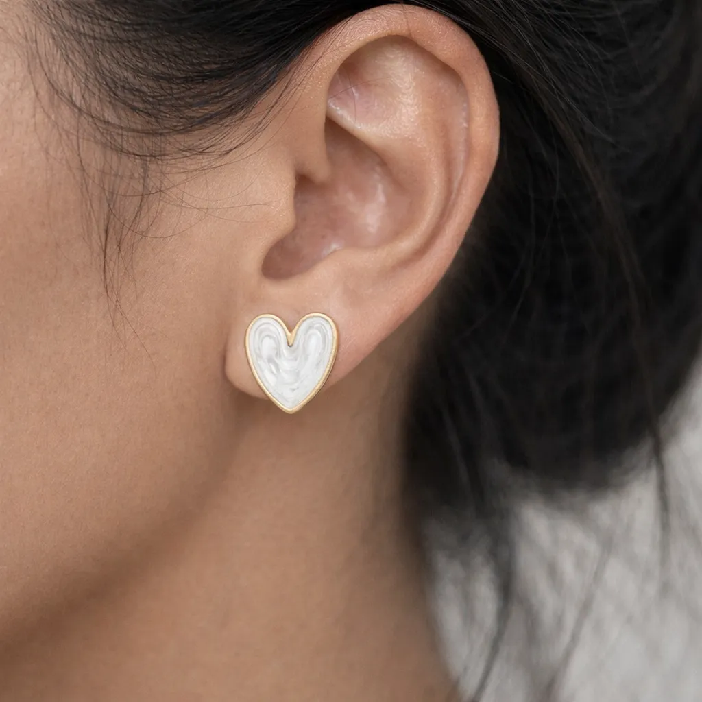 [Ivory Heart Studs] Ivory Heart Studs