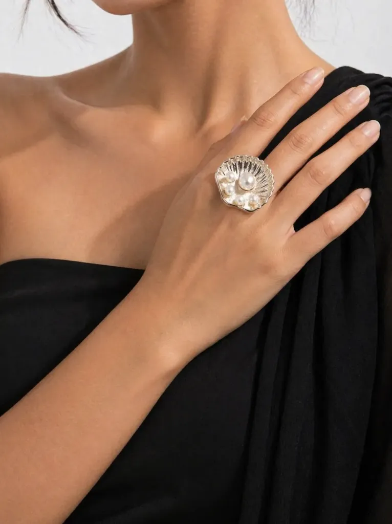 Tiva Pearl Bloom Ring