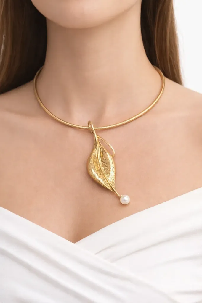 [TIVA Gold Leaf Pearl Neckpiece] TIVA Gold Leaf Pearl Neckpiece