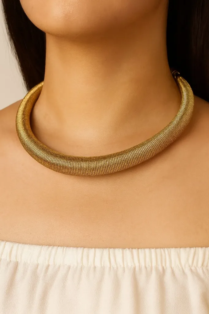 Sculpted Gold Choker