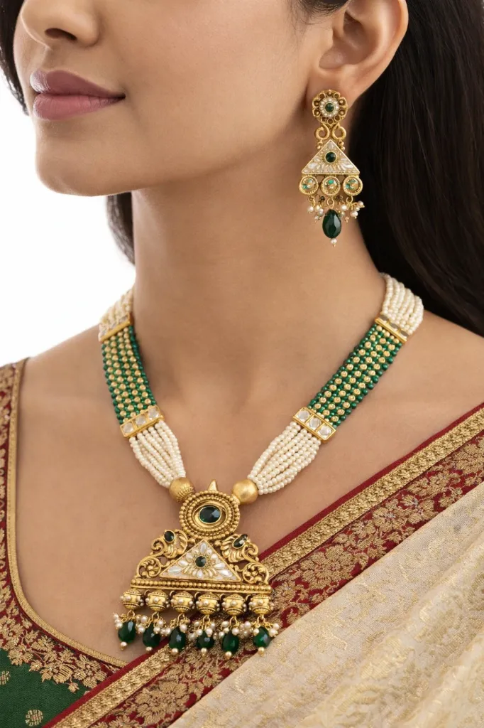 Green Gold Grace Neck set
