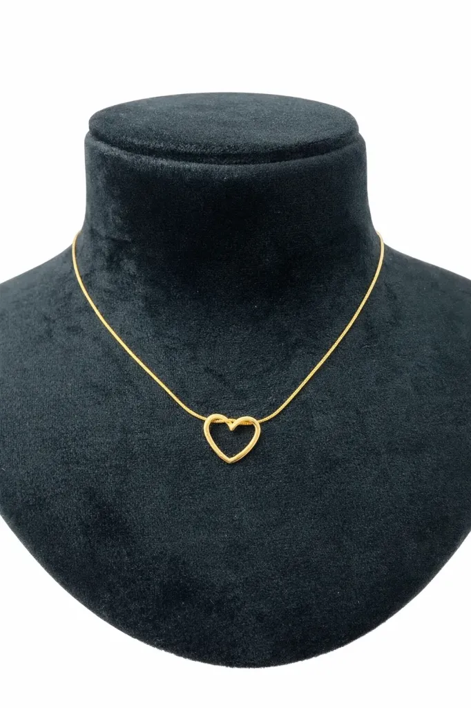 Gold Minimal Heart Pendant