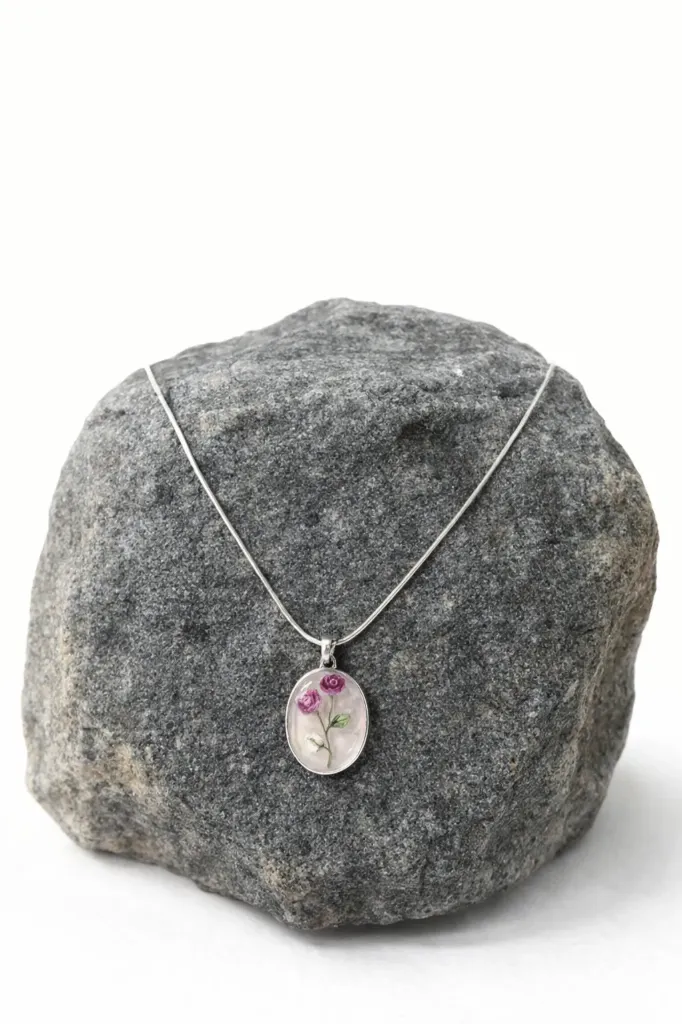 Silver Oval Floral Chain